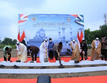 Masjid Agung Sheikh Zayed Di Solo Mulai Dibangun, Hadiah Pangeran Arab Untuk Jokowi