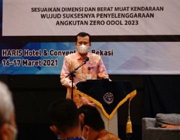 Kemenhub Gelar Bimtek Penegakan Hukum Transfer Muatan dan Normalisasi Kendaraan ODOL