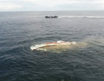 KKP dan Kejaksaan Tenggelamkan Lagi 4 Kapal Berbendera Vietnam di Pontianak