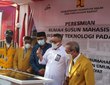 Dirjen Perumahan Resmikan Rusun Mahasiswa ITP di Kota Padang