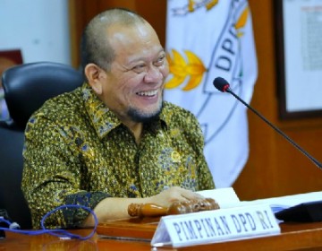 Disorot Presiden, Ketua DPD RI Minta Kepala Daerah di Jatim Optimalkan Isolasi Terpusat