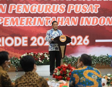 Ketua Umum MIPI Lantik dan Kukuhkan Dewan Pengurus Pusat Periode 2021-2026