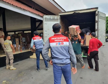 Erupsi Semeru, Pertamina Grup Terus Salurkan Bantuan Kepada Korban Bencana