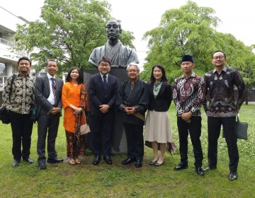 KBRI Tokyo Kenalkan Konsep Kampus Merdeka dan Promosi Budaya di Keio University