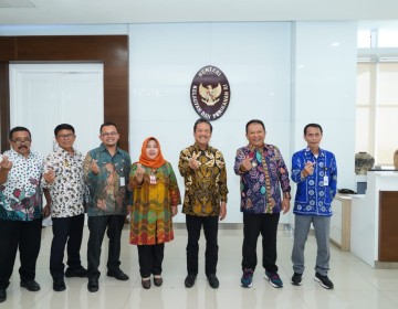 Menteri Trenggono Dukung Pengembangan Potensi Perikanan di Jember