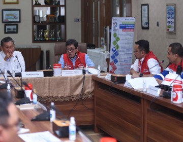 Menteri ESDM Tinjau Kesiapan Pertamina Surabaya Sambut Libur Idulfitri