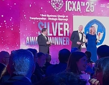 Kemendikdasmen Raih Dua Penghargaan Internasional ICXA 2025 di London