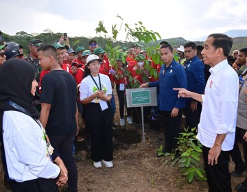 Jokowi Tegaskan Pentingnya Pemantauan Perkembangan Proyek di IKN Usai Groundbreaking