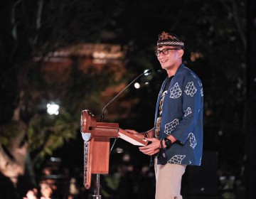 Menprekraf Dorong Festival Mojokerto Batik Ditingkatkan Jadi Event Nasional