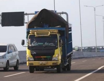 Antisipasi Kepadatan Lalu Lintas Selama Nataru, Kemenhub Akan Lakukan Gakum Truk ODOL Mulai Besok