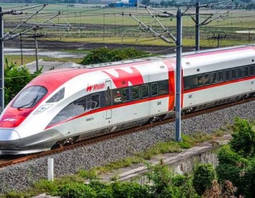 Sebut Ada Tindak Pidana Korupsi di Proyek Kereta Cepat Whoosh, KPK Imbau Mahfud MD Buat Laporan