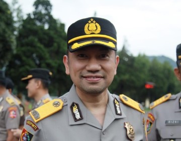 Meneladani Gerakan Moral Jenderal Hoegeng