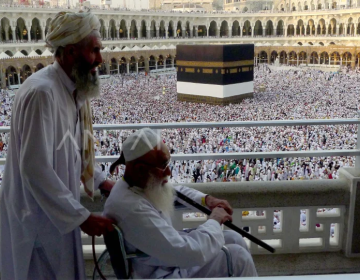 Jelang Puncak Haji, Jemaah Nekat Jumatan di Masjidil Haram Siap-siap Pulang Naik Taksi